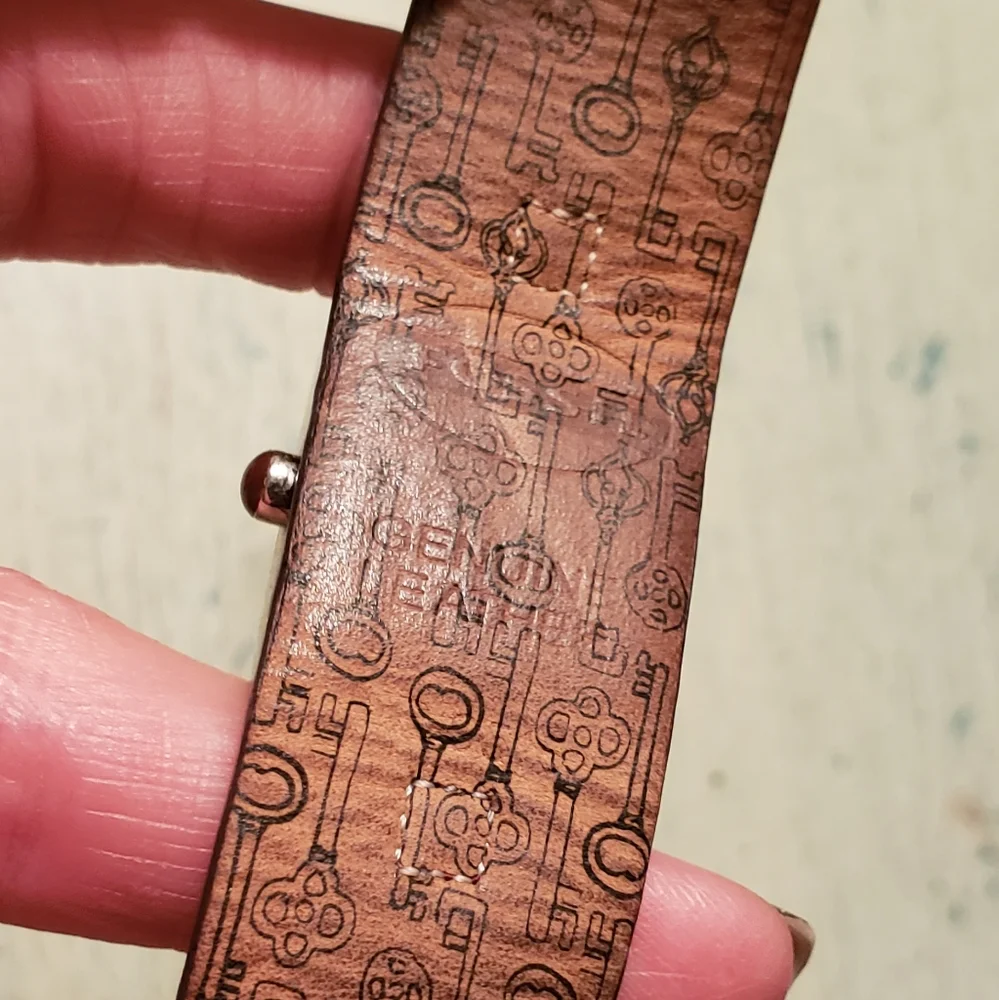 Leather Fossil watch - Picture 5 of 11